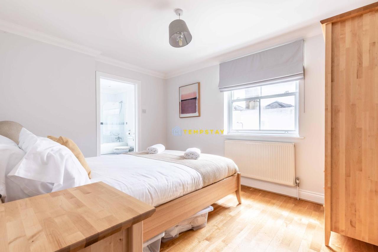 Perfect Spot In Central Windsor & Free Parking! Ngoại thất bức ảnh